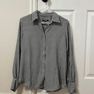 Houndstooth Womens Button Down